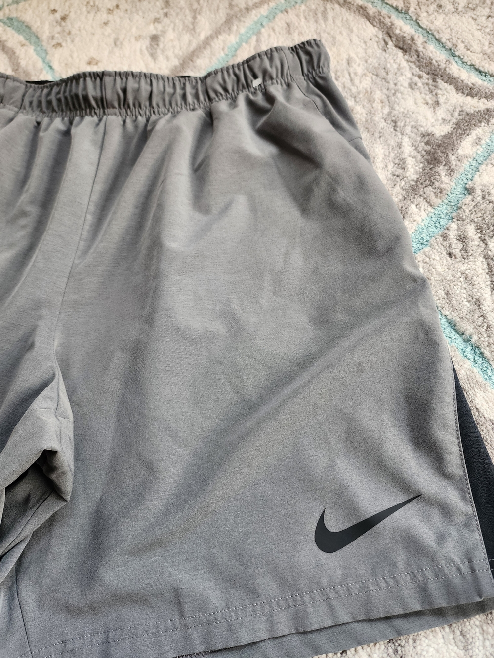 Nike Dri‑FIT Men’s Training Shorts Gray/Black – Size XL – NWOT